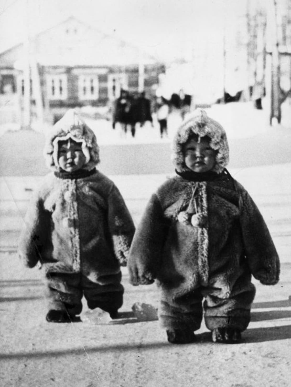 “A twin in a Russian street, Soviet Union, 1968.”